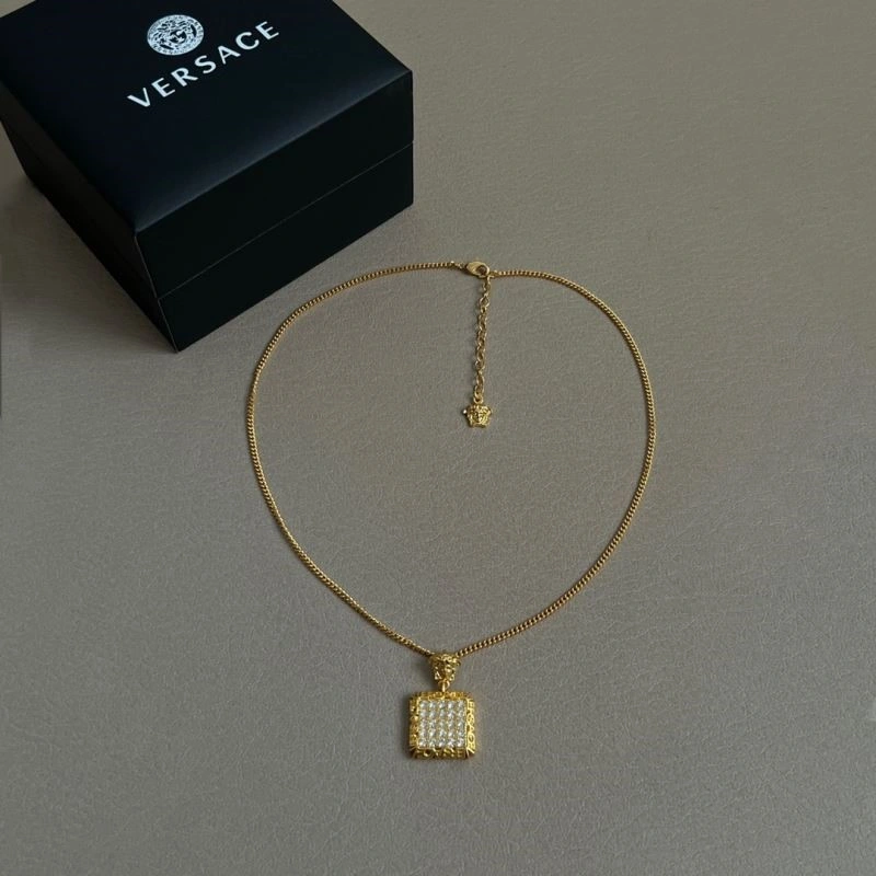 Versace Necklaces Functional 208992