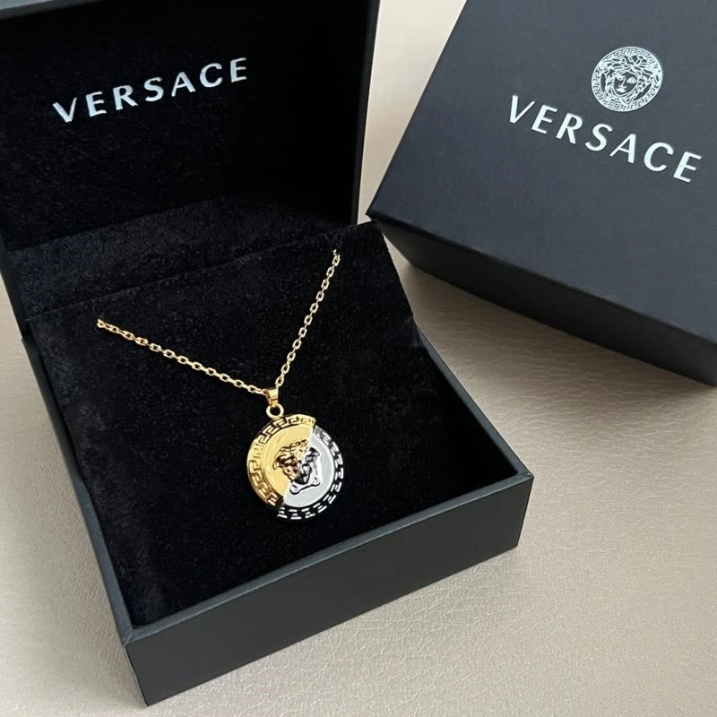 Minimalist Versace Necklaces 209004
