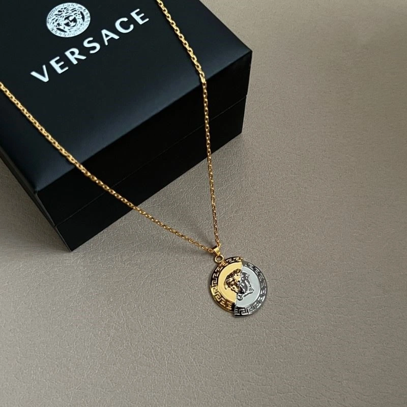 Minimalist Versace Necklaces 209004