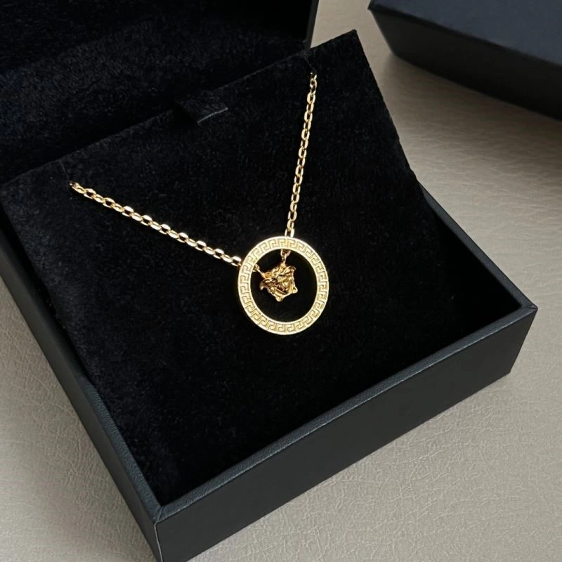 Modern Versace Necklaces 208984