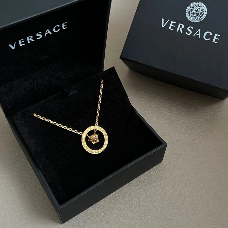 Modern Versace Necklaces 208984