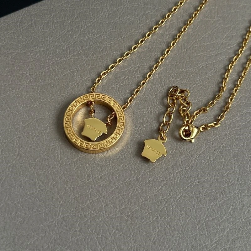 Modern Versace Necklaces 208984