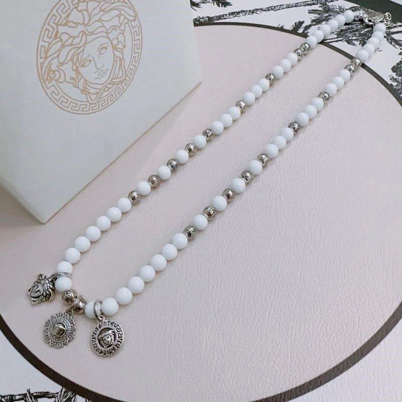 Premium Versace Necklaces 208370