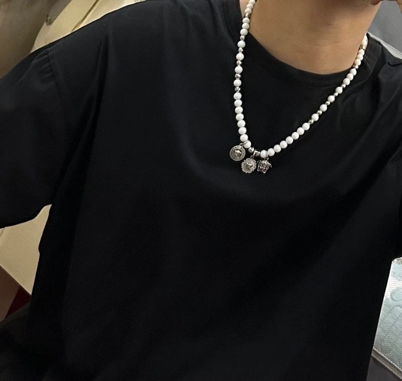 Premium Versace Necklaces 208370