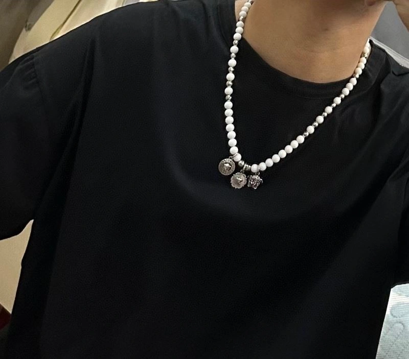 Premium Versace Necklaces 208370