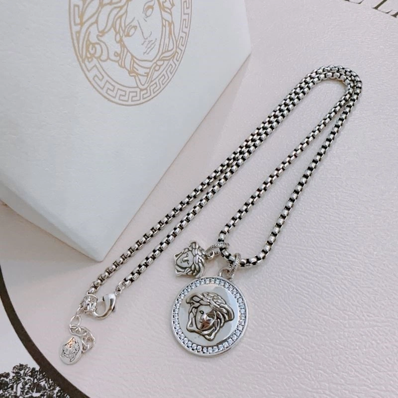Versace Necklaces Seasonal 208368
