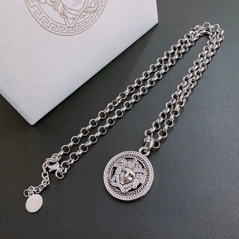 Durable Versace Necklaces 208359