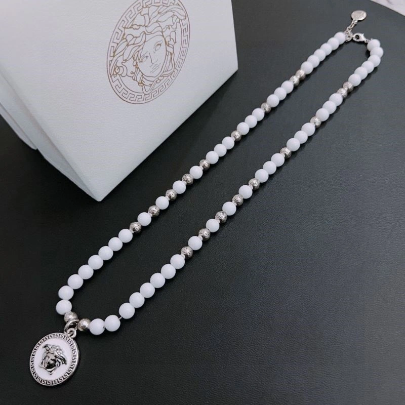Versace Necklaces Trendsetting 208360