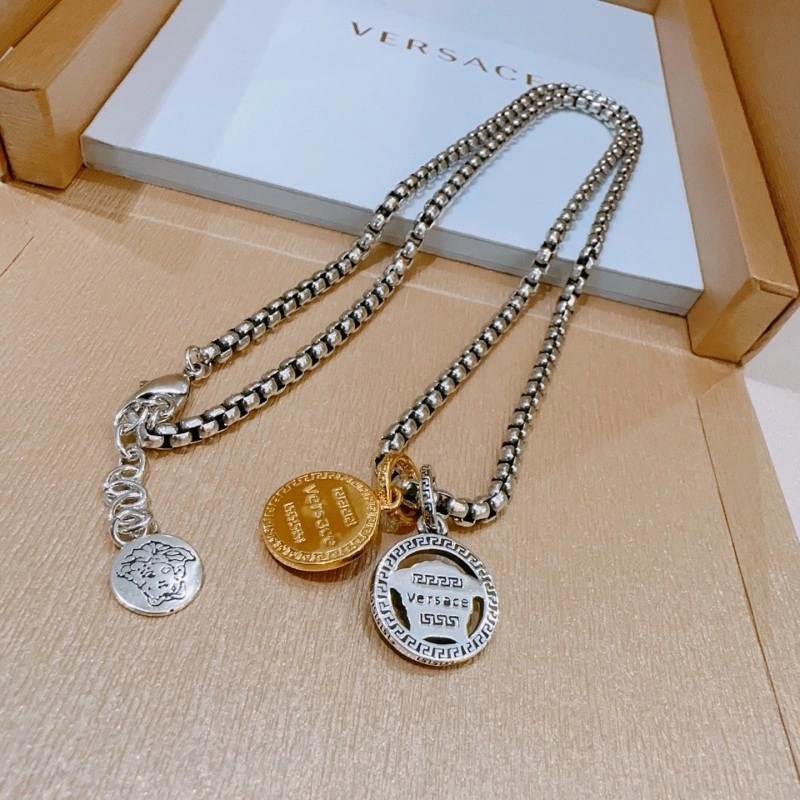 Unique Versace Necklaces 208355
