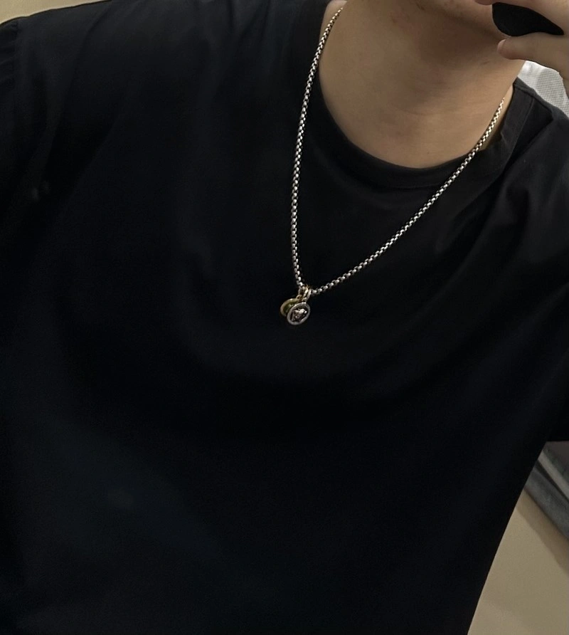 Unique Versace Necklaces 208355