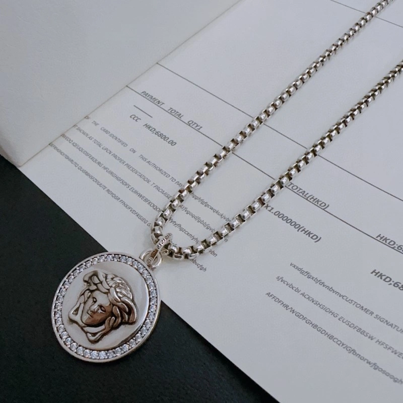 Versace Necklaces UrbanChic 208354