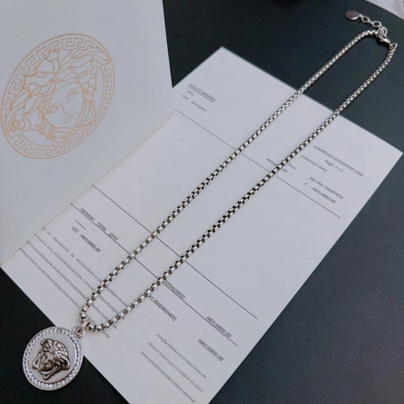 Versace Necklaces UrbanChic 208354