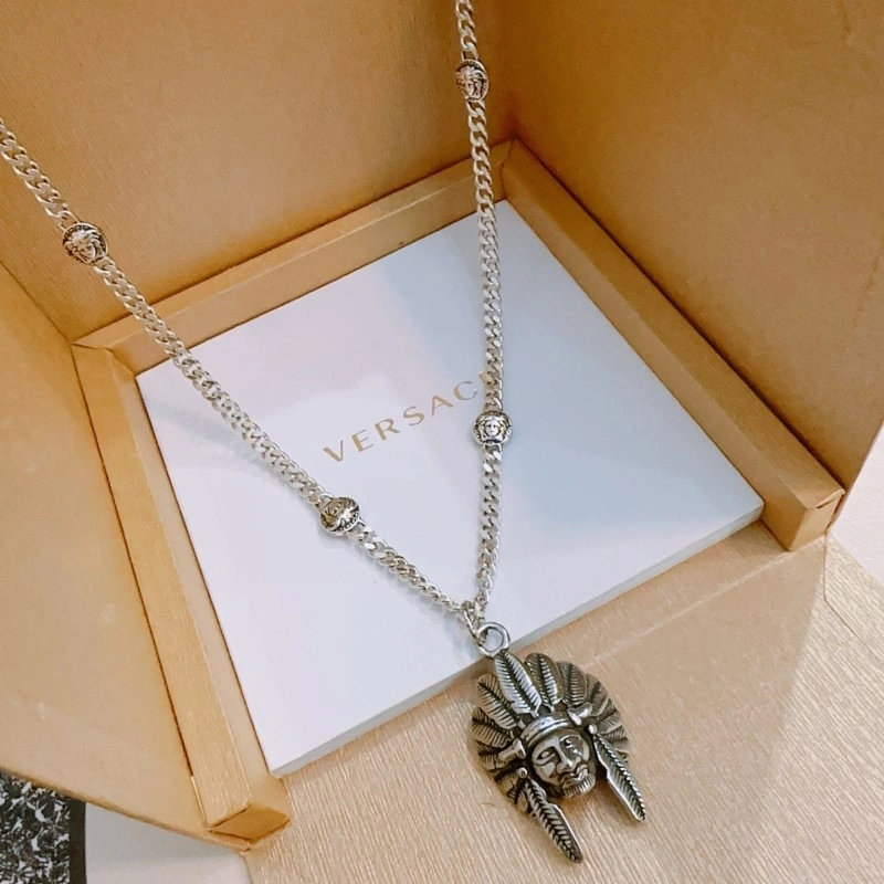Sporty Versace Necklaces 207663
