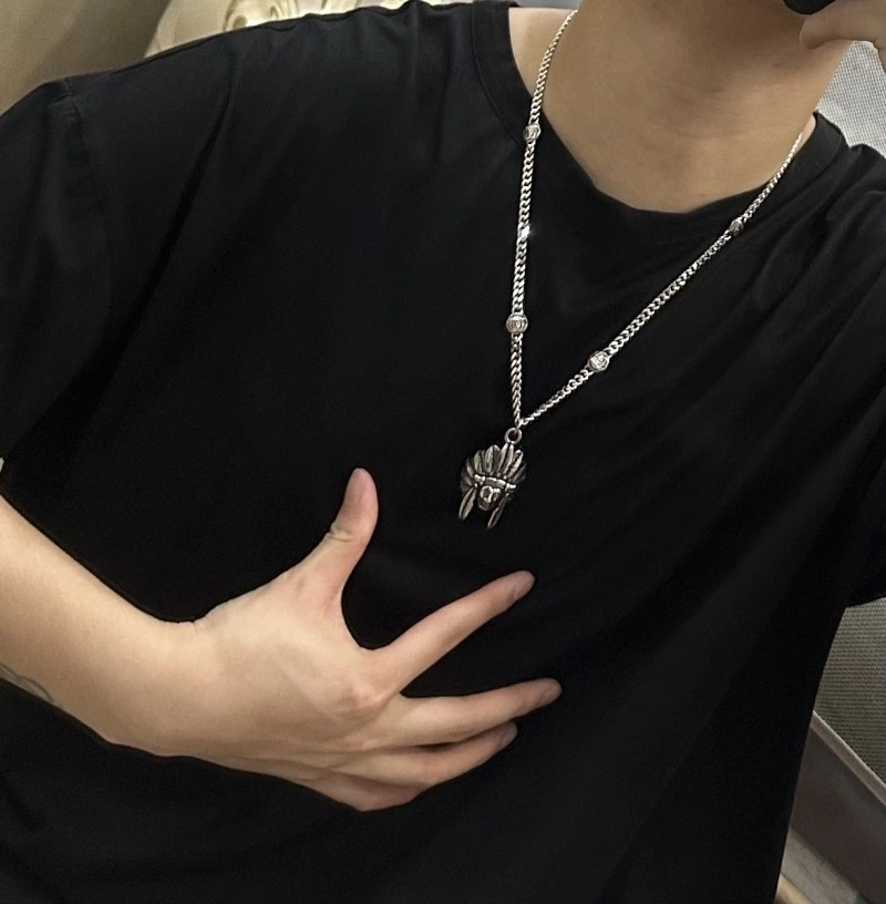 Sporty Versace Necklaces 207663