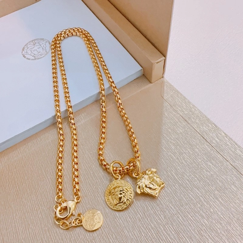 Versace Necklaces Stylish 207657