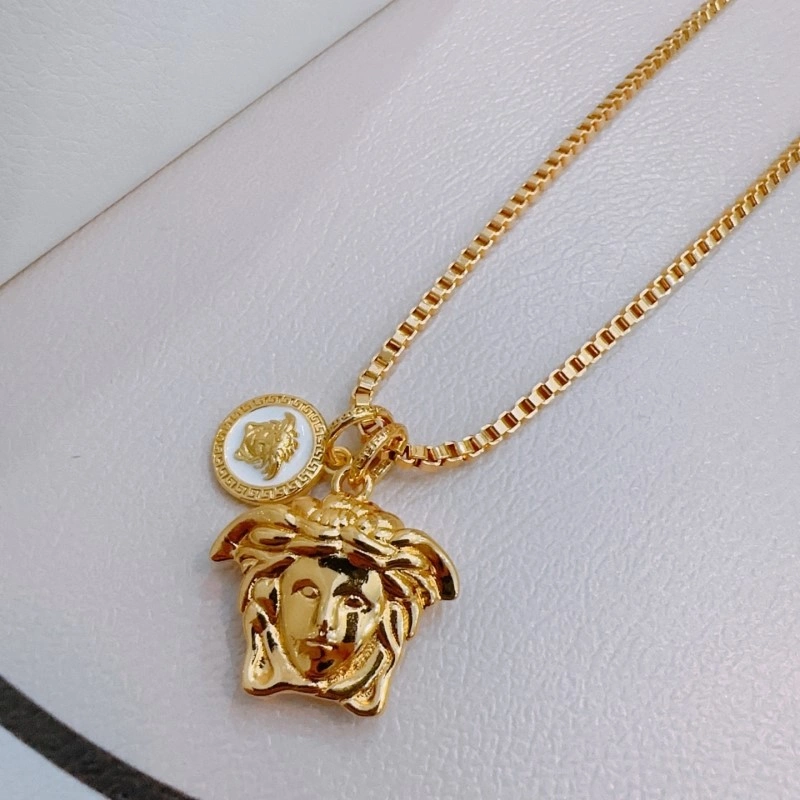 Fashionable Versace Necklaces 207670