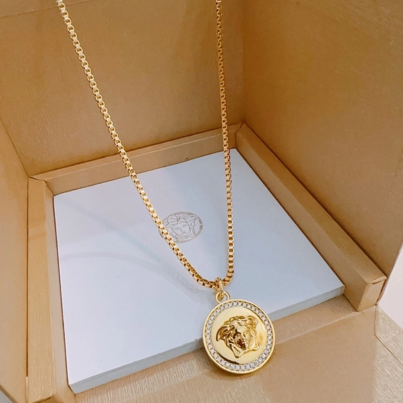 Timeless Versace Necklaces 207666