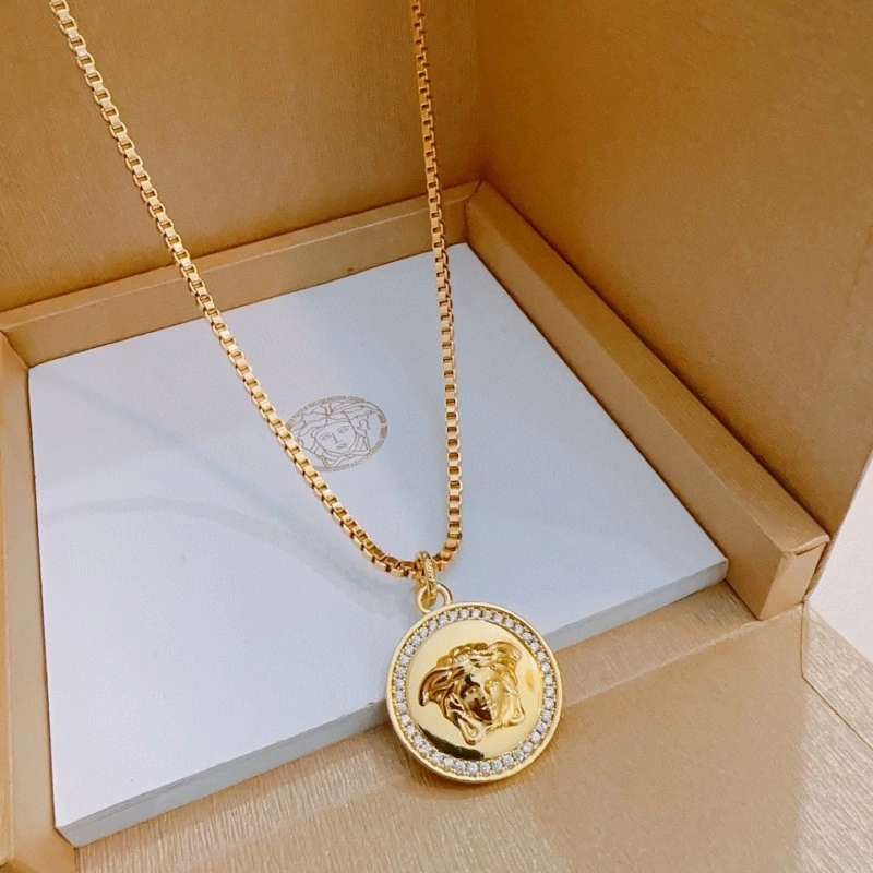 Timeless Versace Necklaces 207666