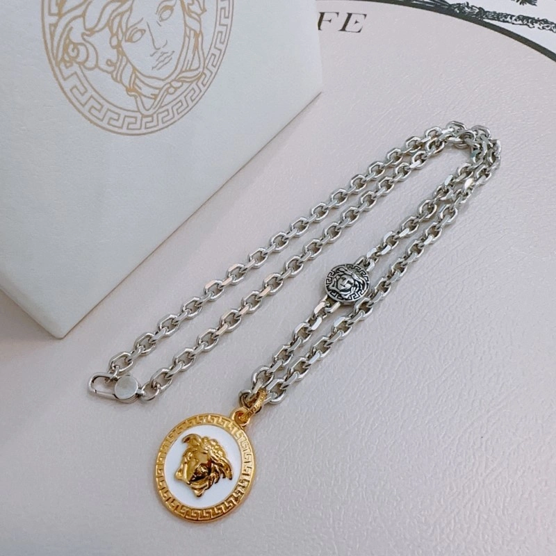 Versace Necklaces Cozy 207658