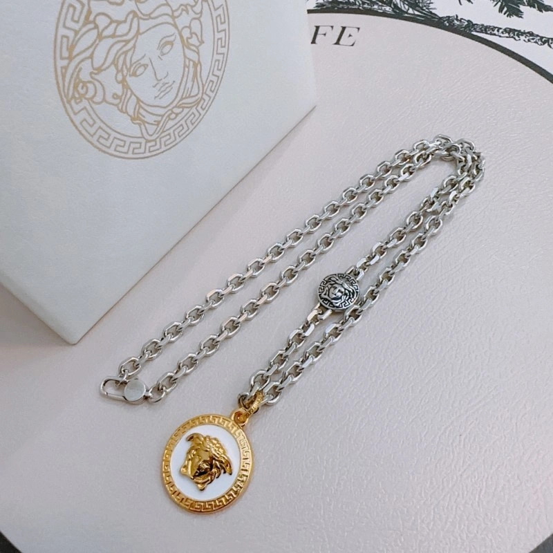 Versace Necklaces Cozy 207658