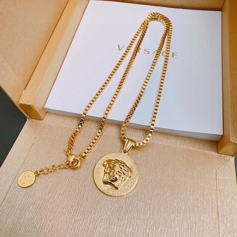 Versace Necklaces Sophisticated 207655