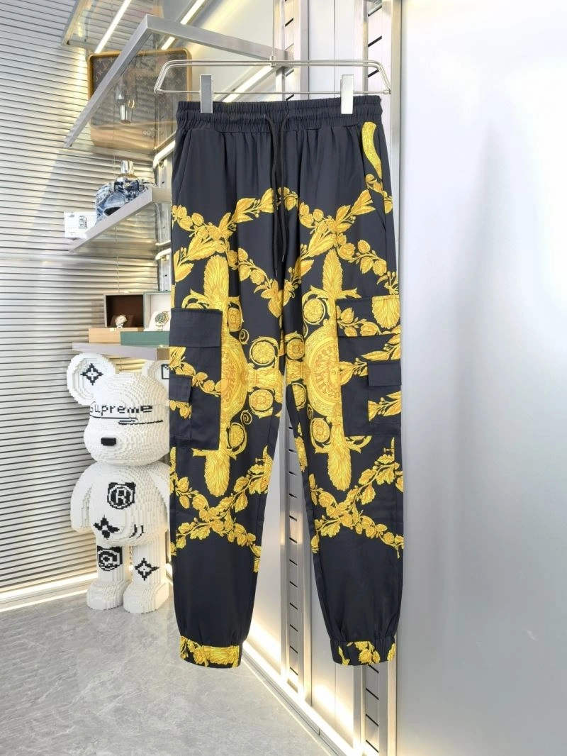 Comfortable Versace Nightwear 175200