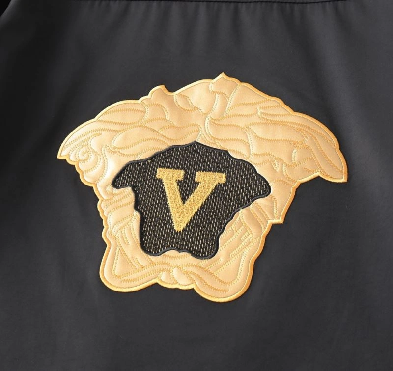 Versace Outwear Durable 175608