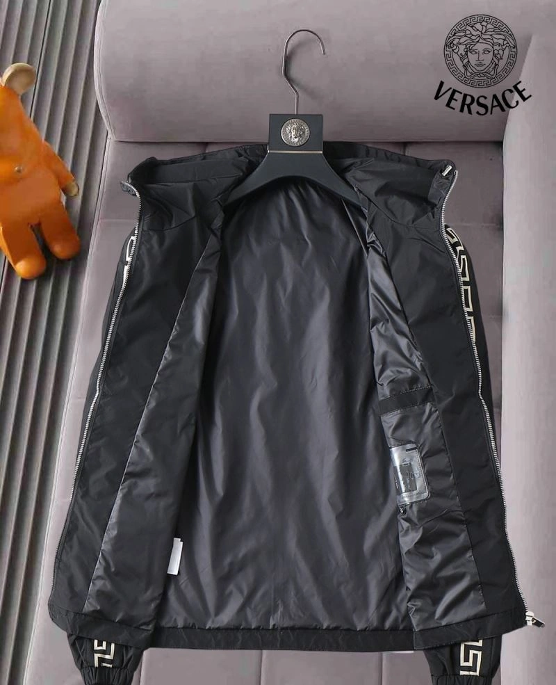 EyeCatching Versace Outwear 175656