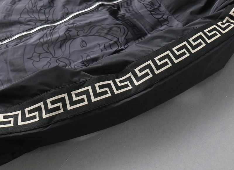 EyeCatching Versace Outwear 175656