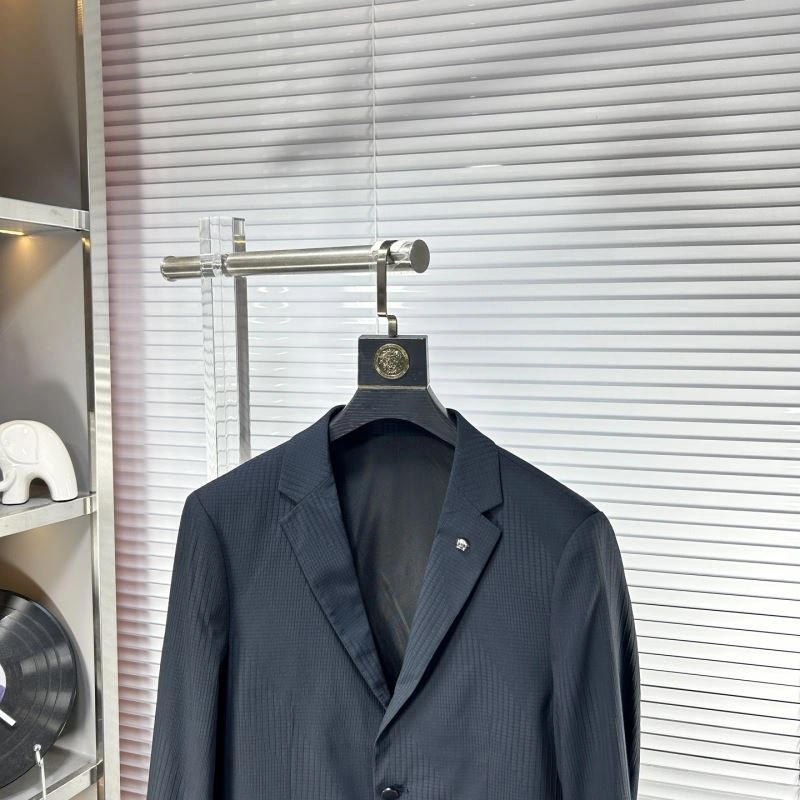 Versace Outwear Versatile 175379