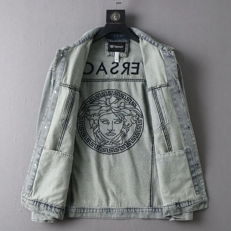 Versace Outwear TimelessDesign 175286