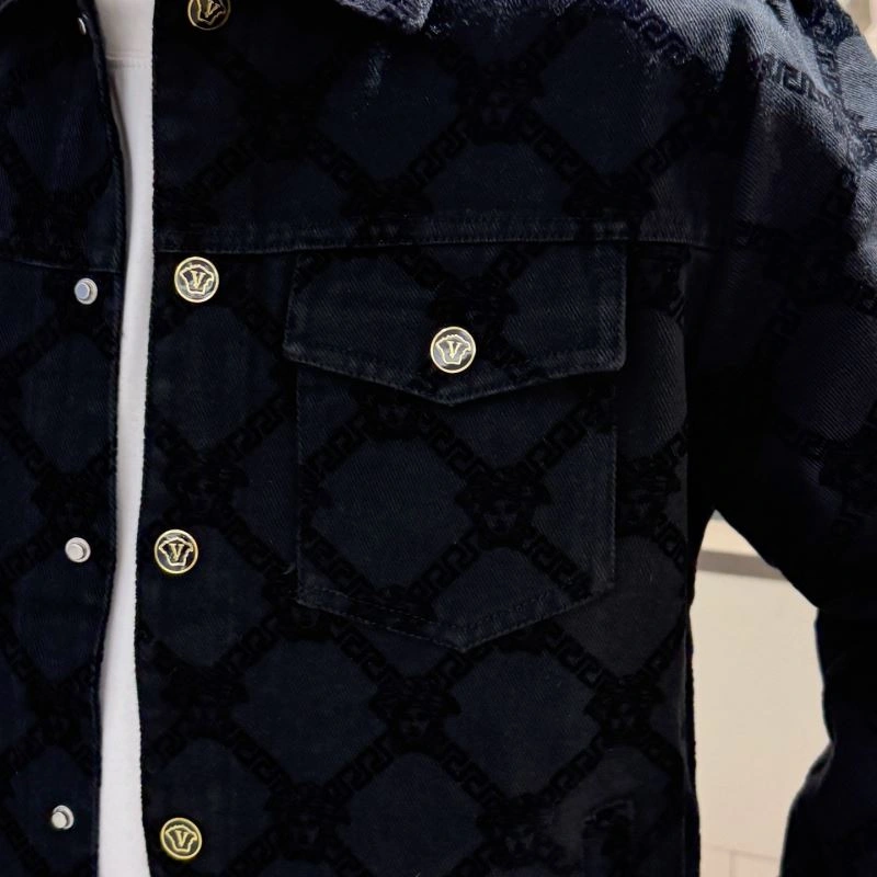 Lightweight Versace Outwear 175251