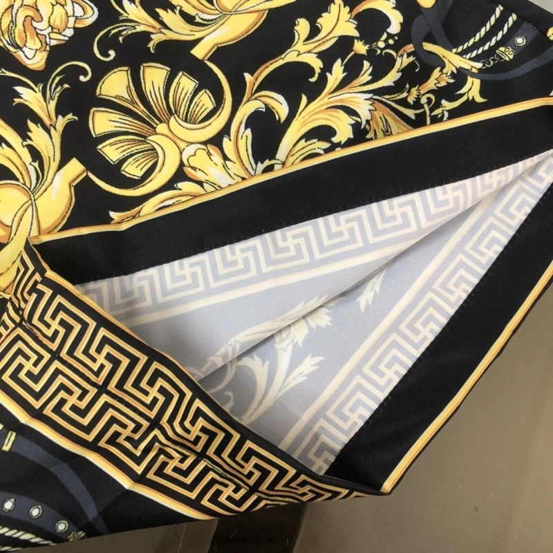 Flexible Versace Short Pants 175754