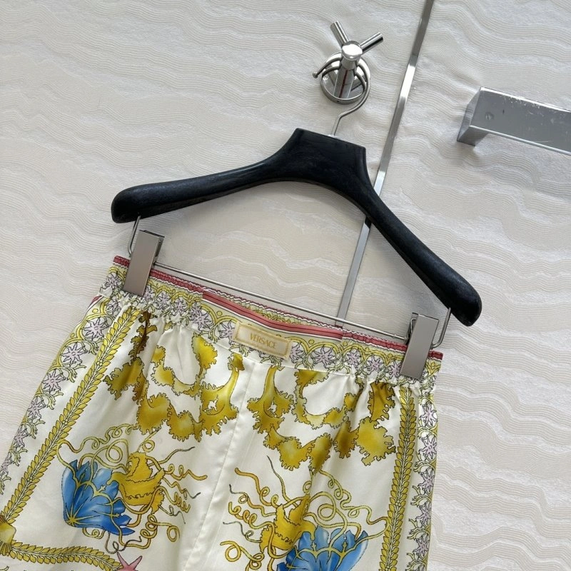 Cozy Versace Short Pants 175089