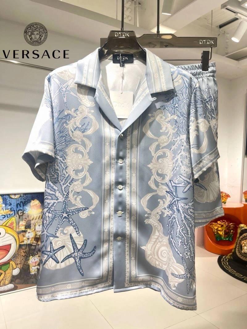 Comfortable Versace Short Suits 175174