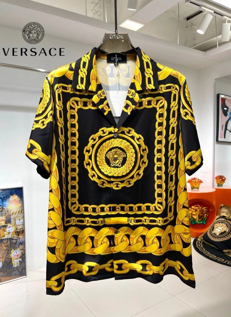 Versace Short Suits Resilient 175170