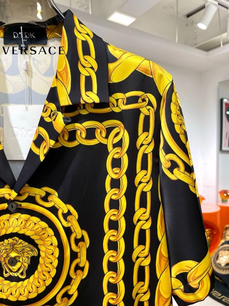 Versace Short Suits Resilient 175170