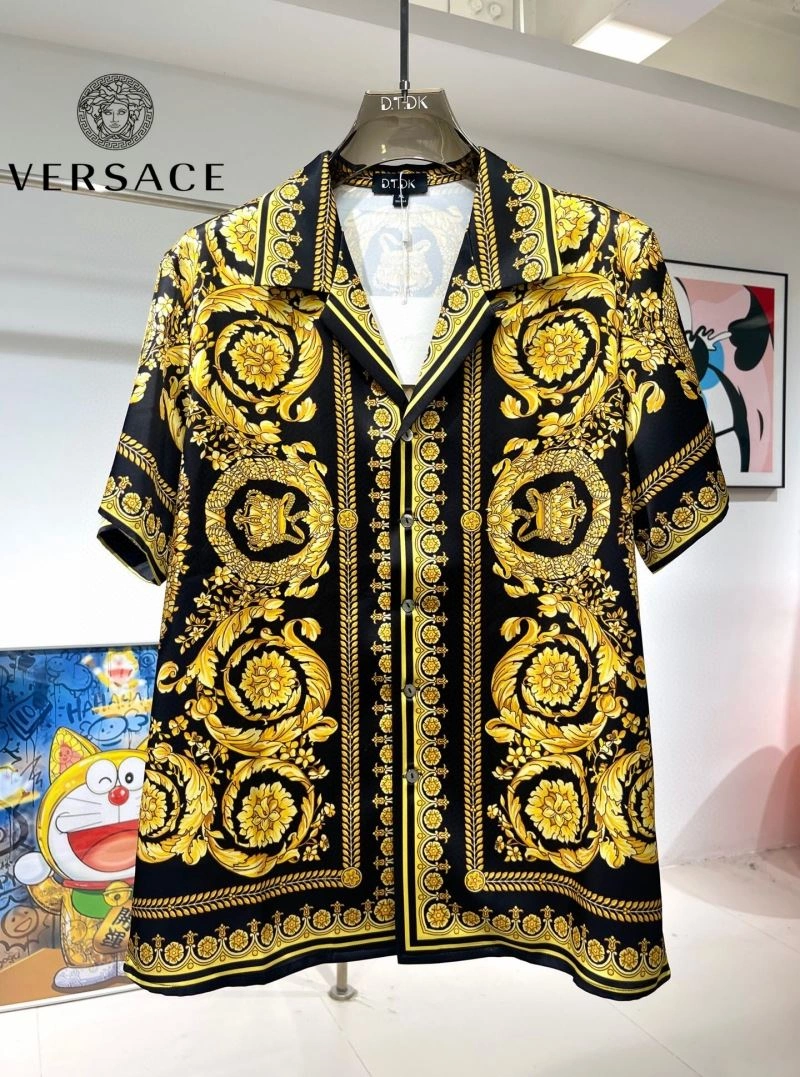 Refined Versace Short Suits 175151