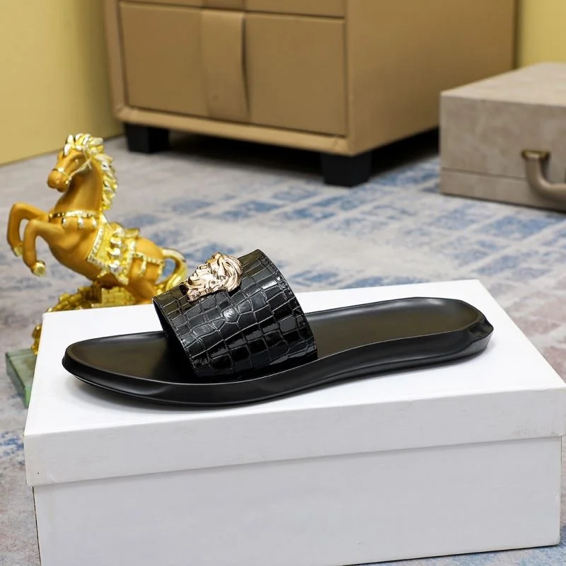 Versatile Versace Slippers 37265