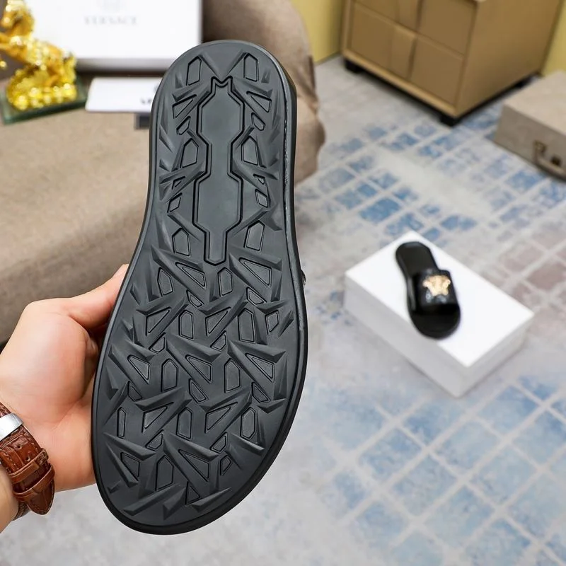 Versatile Versace Slippers 37265