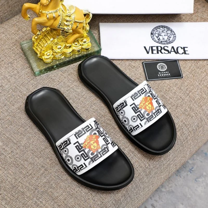 WrinkleFree Versace Slippers 37268