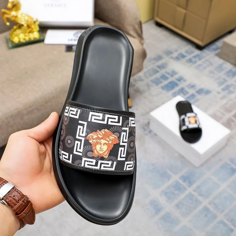 Versace Slippers Effortless 37266