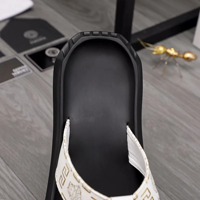 ComfortFit Versace Slippers 37235