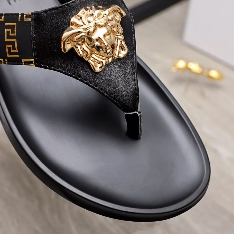 Versace Slippers Minimalist 37260