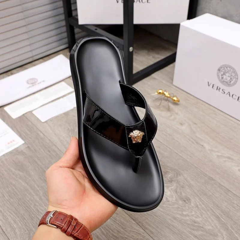 Affordable Versace Slippers 37250