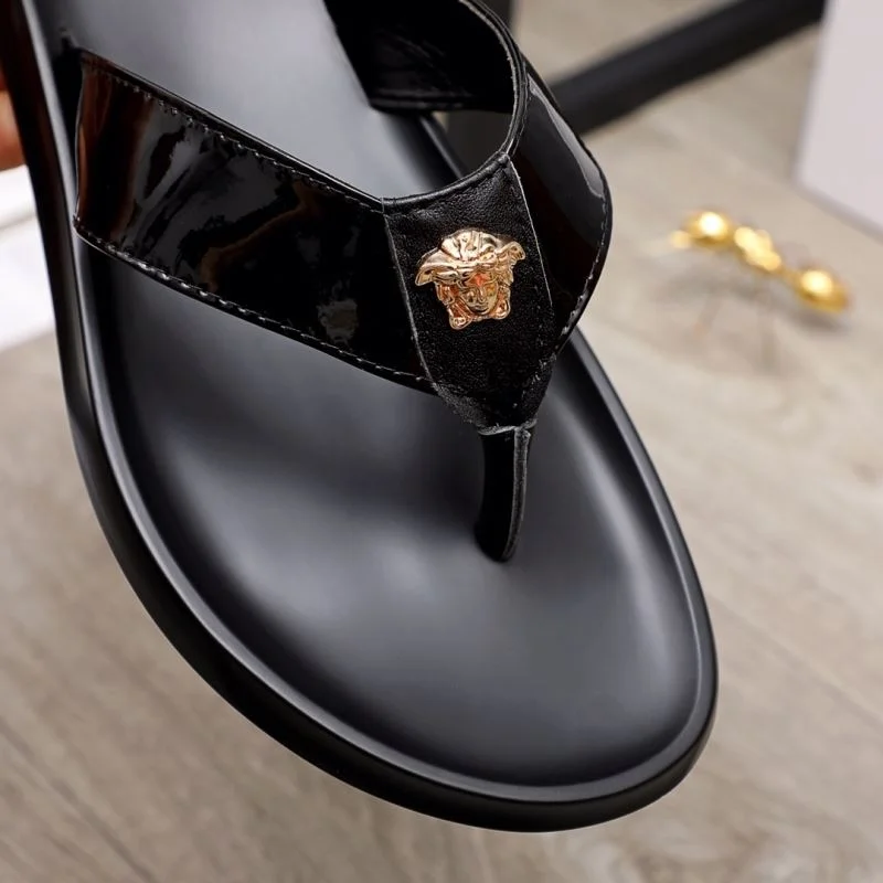 Affordable Versace Slippers 37250