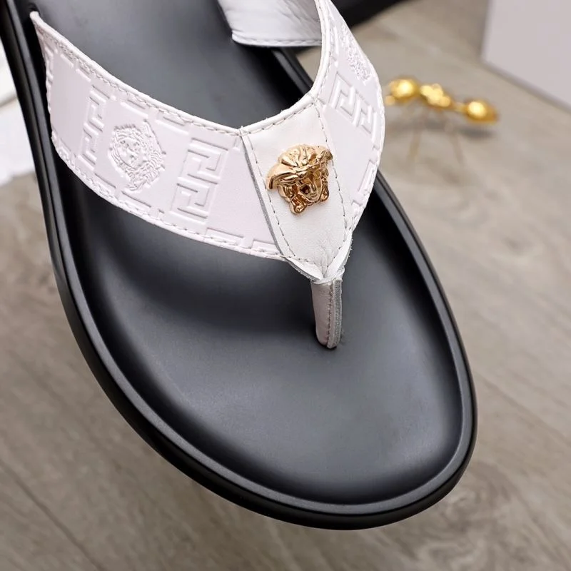 Comfortable Versace Slippers 37263