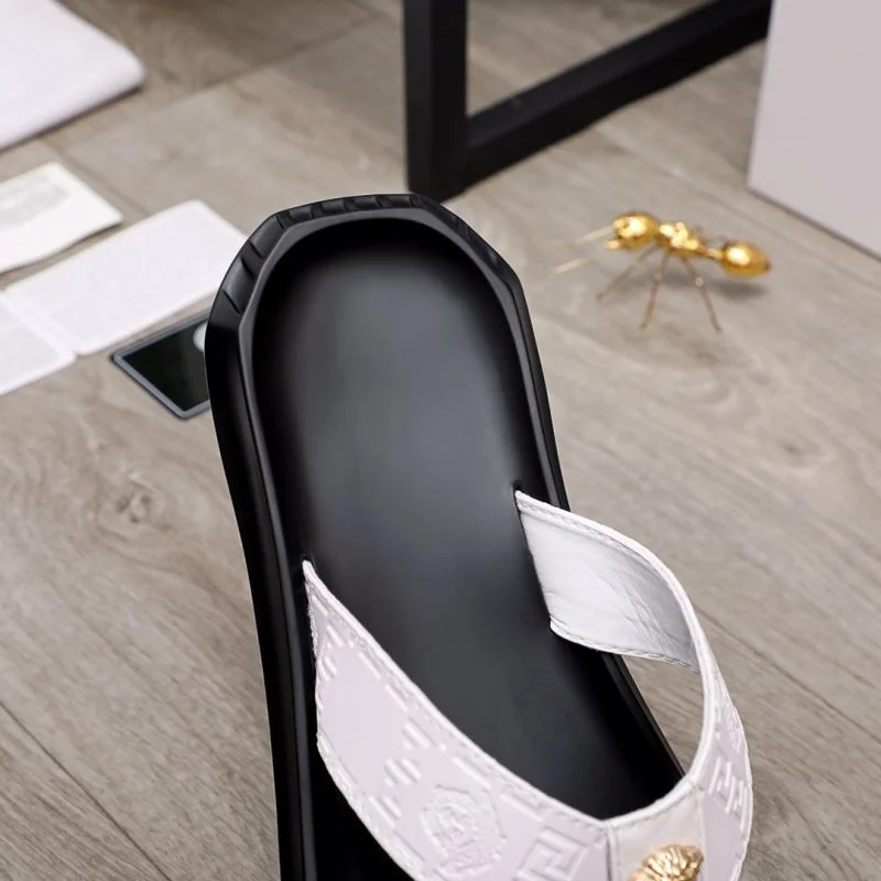 Comfortable Versace Slippers 37263