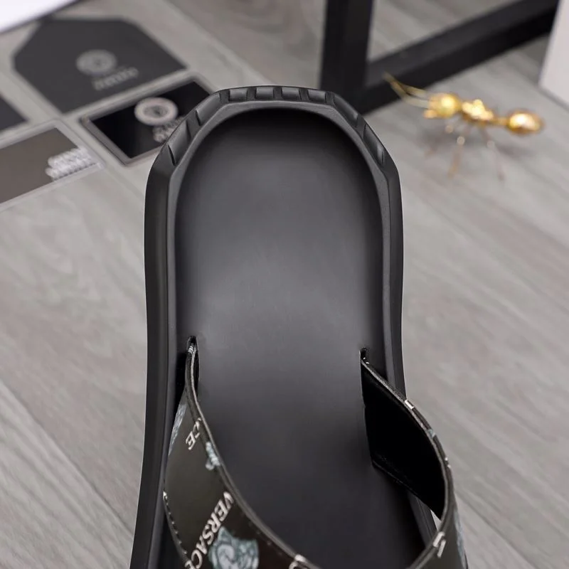 Versace Slippers Modern 37238