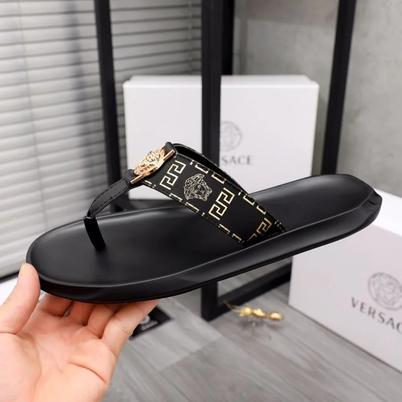 Versace Slippers UrbanStyle 37241